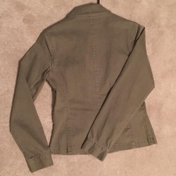 Women’s muted green Silver jean jacket - Picture 3 of 3